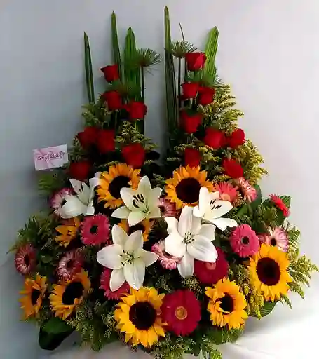 Ramo En Rosas, Girasoles, Gerberas Y Lirios