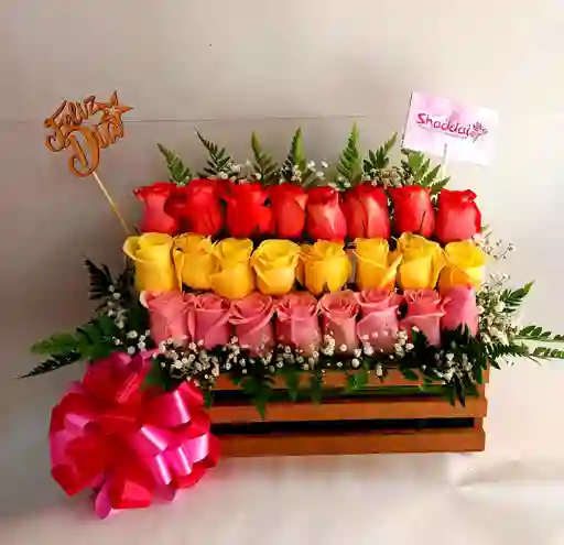 Caja De Rosas En Escalera