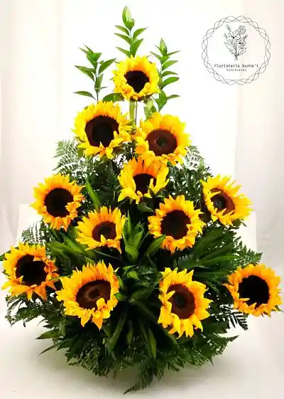 Girasoles En Arreglo Floral