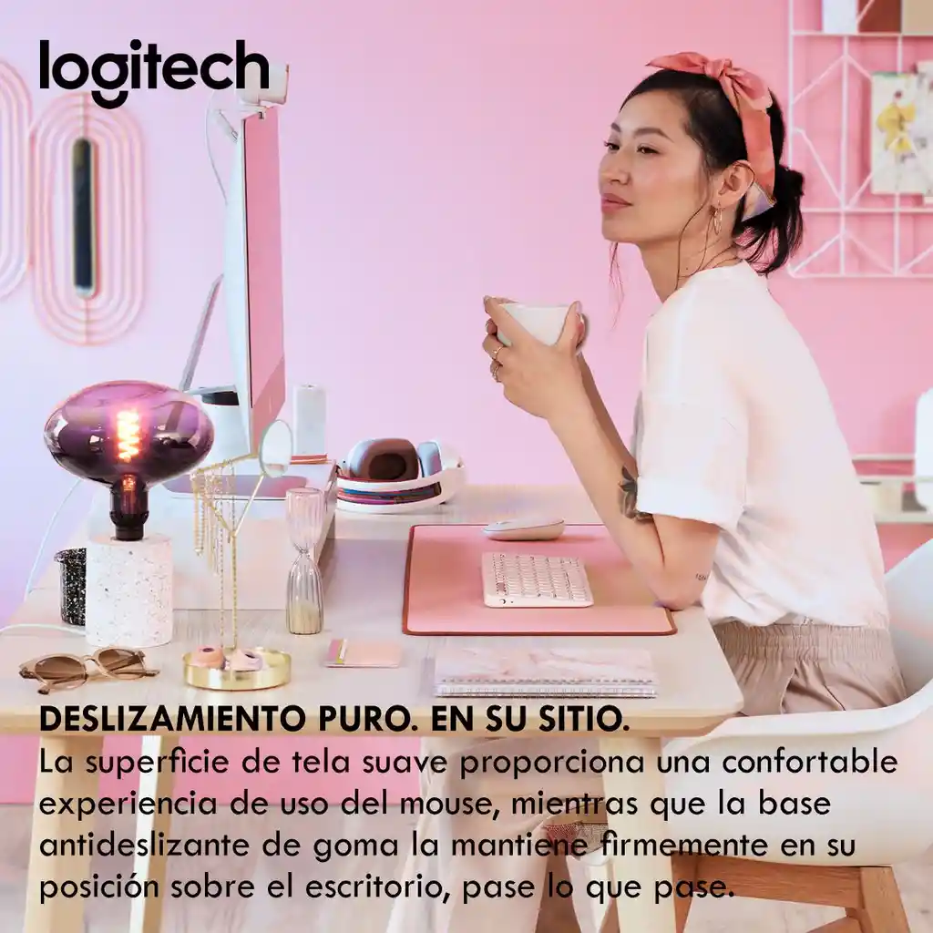 Logitech Alfombrilla De Escritorio Desk Mat Studio Series Rosado