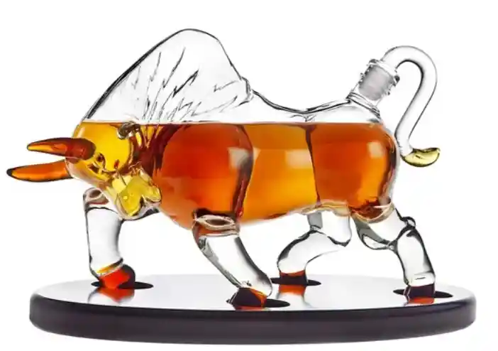 Decantador Whisky De Bull Animal Toro En Bandeja De Madera +2 Vasos, Copas De Whisky