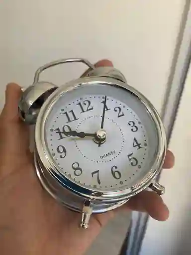 Reloj Despertador Vintage Alarma Estilo Retro Iluminado