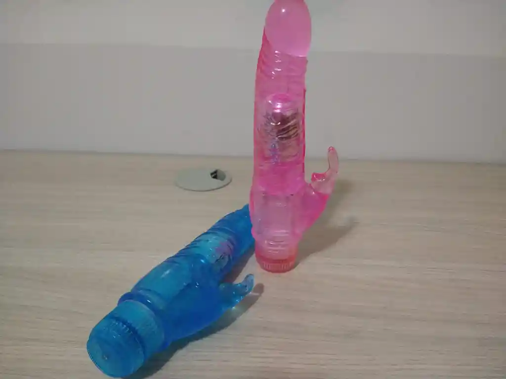 Vibrador Con Estimulador Clitoris Rabbit Crystal Rosa