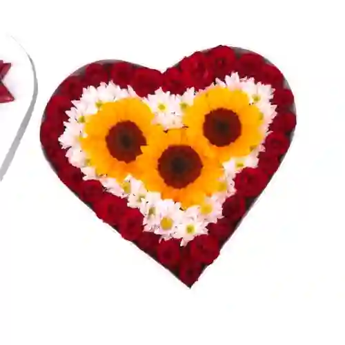 Arreglo Floral En Caja Motivo Corazón Con Girasoles