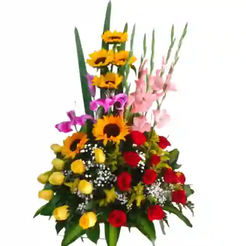 Arreglo Floral Tropical Con Rosas