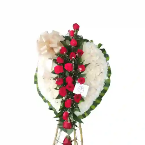 Corona Fúnebre Tapizada Con Crisantemos Y Rosas