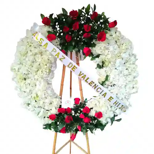 Corona Redonda Con Ortencias Y Rosas