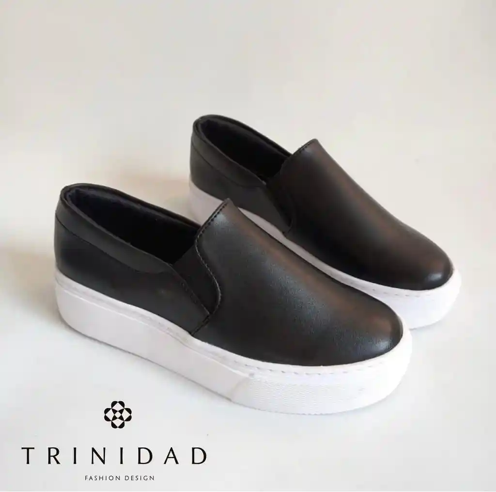 Tenis Tipo Vans Negros Talla 35