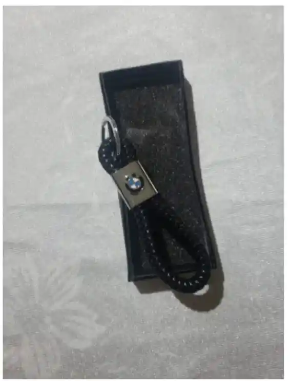 Llavero De Lujo Cuero Trenzado Para Carro Emblema Bmw
