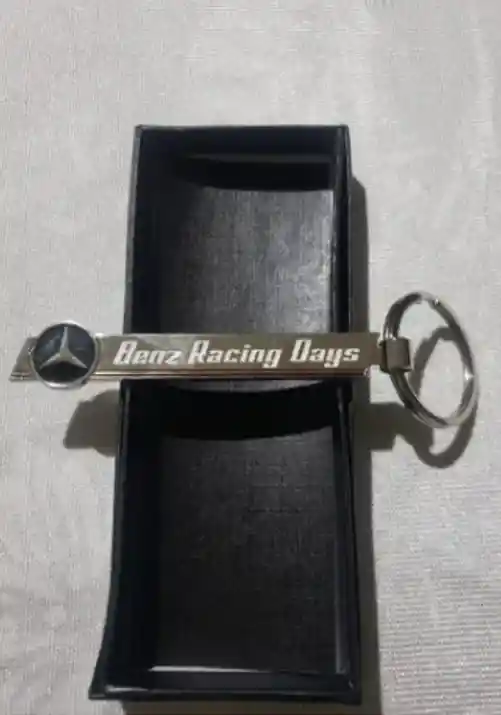 Llavero De Lujo Metalizado Para Carro Emblema Mercedes Benz