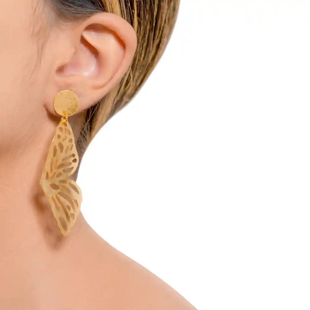 Aretes Revoloteo Dorados