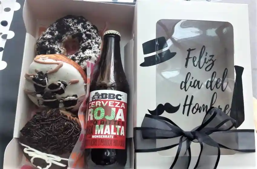 Ancheta Con Donas Para Feliz Cumpleaños