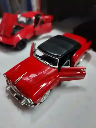 Buick 1963 Rojo Escala 1/24