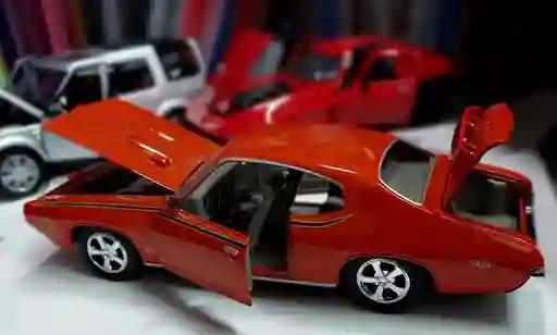 Judge Gto 1969 Naranja Escala 1/24