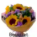 Bouquet Mixto Girasoles Y Rosas