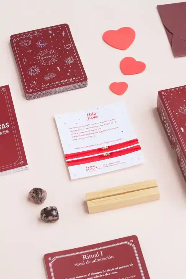 Cartas Pareja + Hilos Rojos