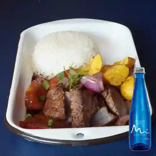 Combo Lomo Saltado + Agua Mineral