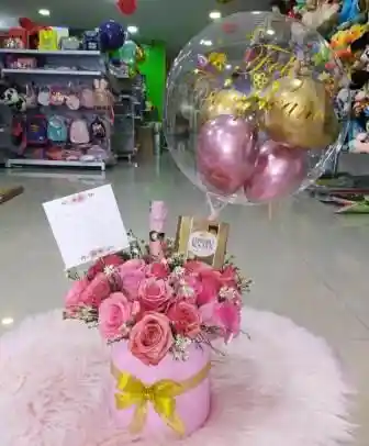 Flores Arreglonaturales En Caja Cilindro Con Globo Personalizado, Regalos Tqm