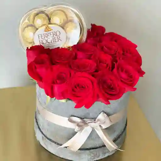 Caja Tapete De Rosas Y Ferrero