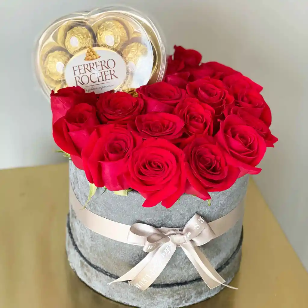 Caja Tapete De Rosas Y Ferrero