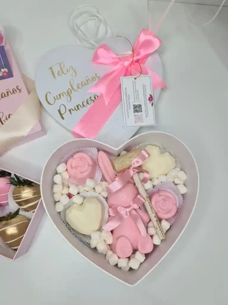 Caja Corazón Pequeño Conejo U Osito Teddy De Chocolate