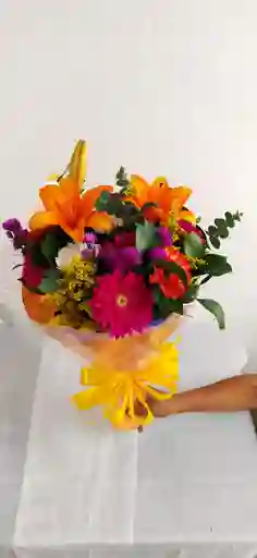 Bouquet De Gerberas Con Lirios