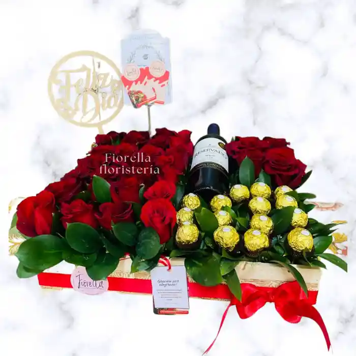 Caja De Rosas Con Vino