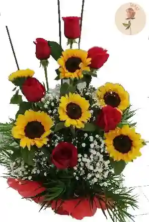 Rosas Y Girasoles Arreglo Amor