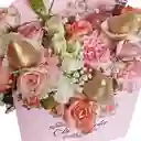 Flores Arreglo Deespecial En Sobre De Madera Rosada