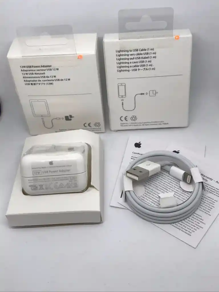 Cargador Original Iphone 12w + Cable Original Lightning 1m