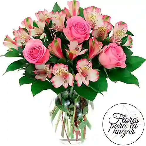 Rosas Rosadas Y Astromelias En Jarron Celebremos Con Flores