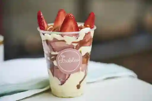 Fresas con Crema y Arequipe