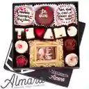 Caja Regalo Con Alfajores Y Chocolates Viejitos Up