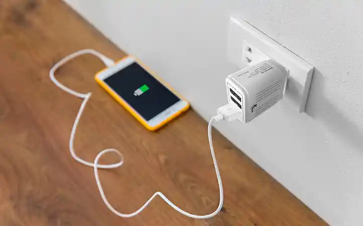 Adaptador De Corriente 3 Puertos Usb