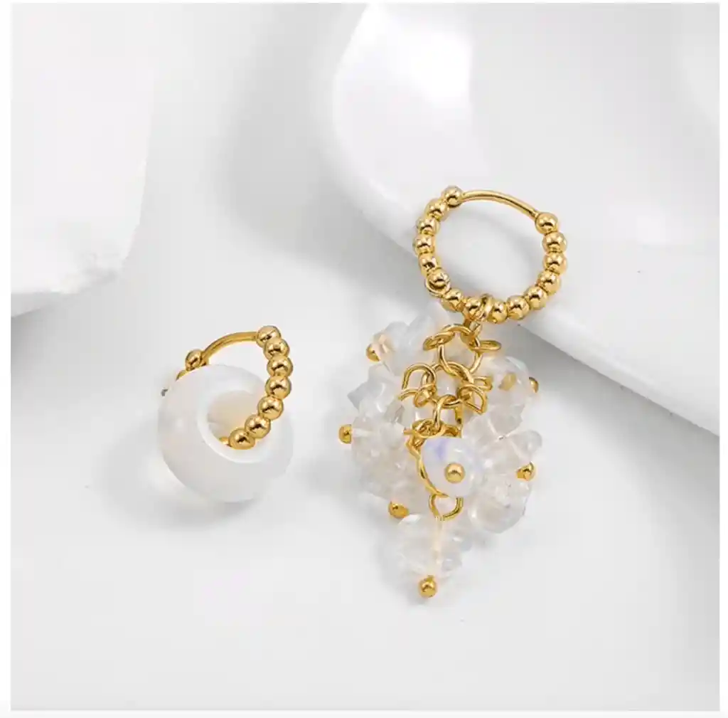 Aretes Candongas Con Piedra Transparentes