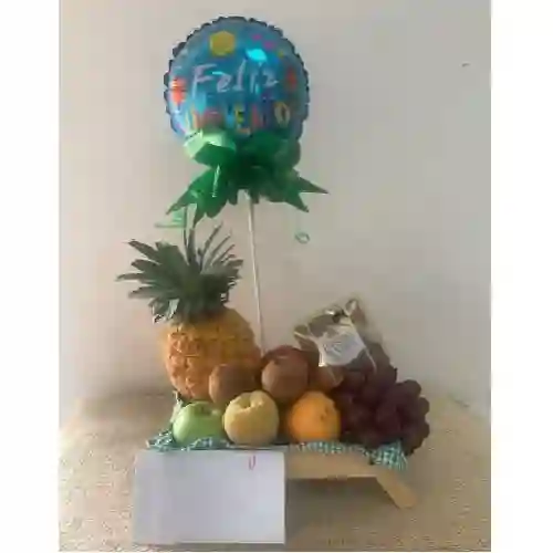 Frutas Con Chocolates Y Globo