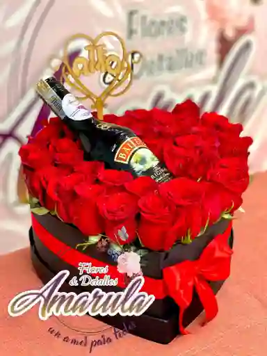 Arreglo Floral Caja Rosas Botella Crema De Whisky