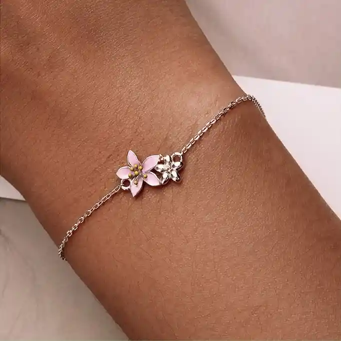 Pulsera Manilla Para Mujer Dije Flores Fabricada En Plata