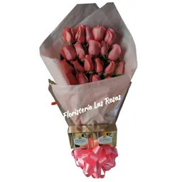 Arreglo De Rosas En Boquete Salmon