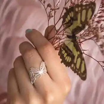 Anillo Juntas Mariposas En Filigrana Plateados