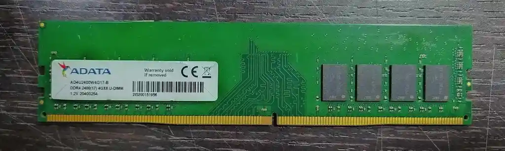 Memoria Ram Drr4 De 4 Gb Para Pc Adata