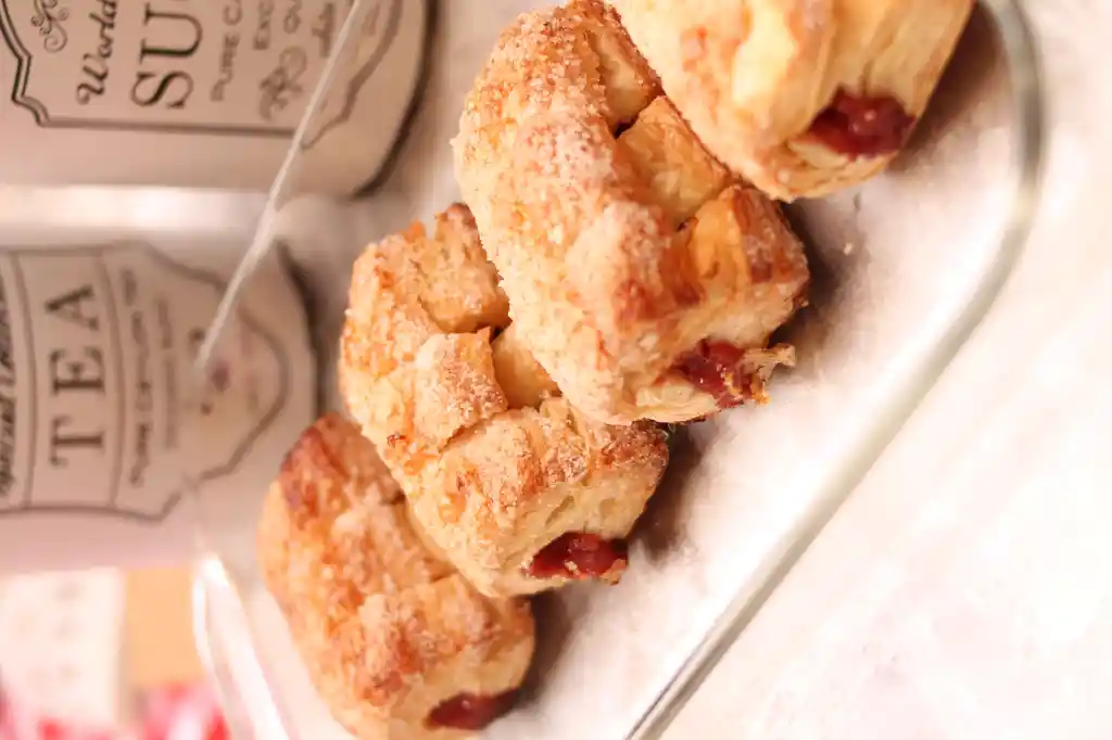 Chicharrones De Guayaba