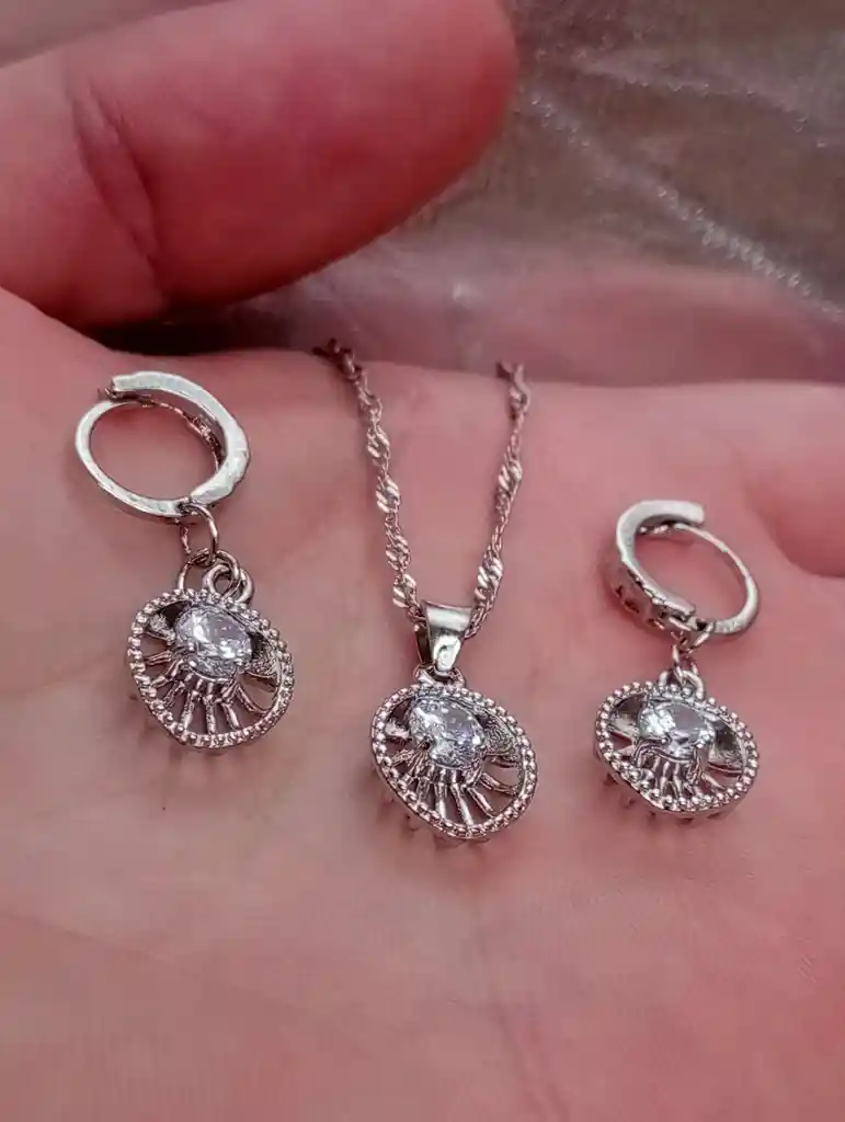 Juego Joyeria De Plata 925, Aretes Con Cadena Y Dije, (jdp249)