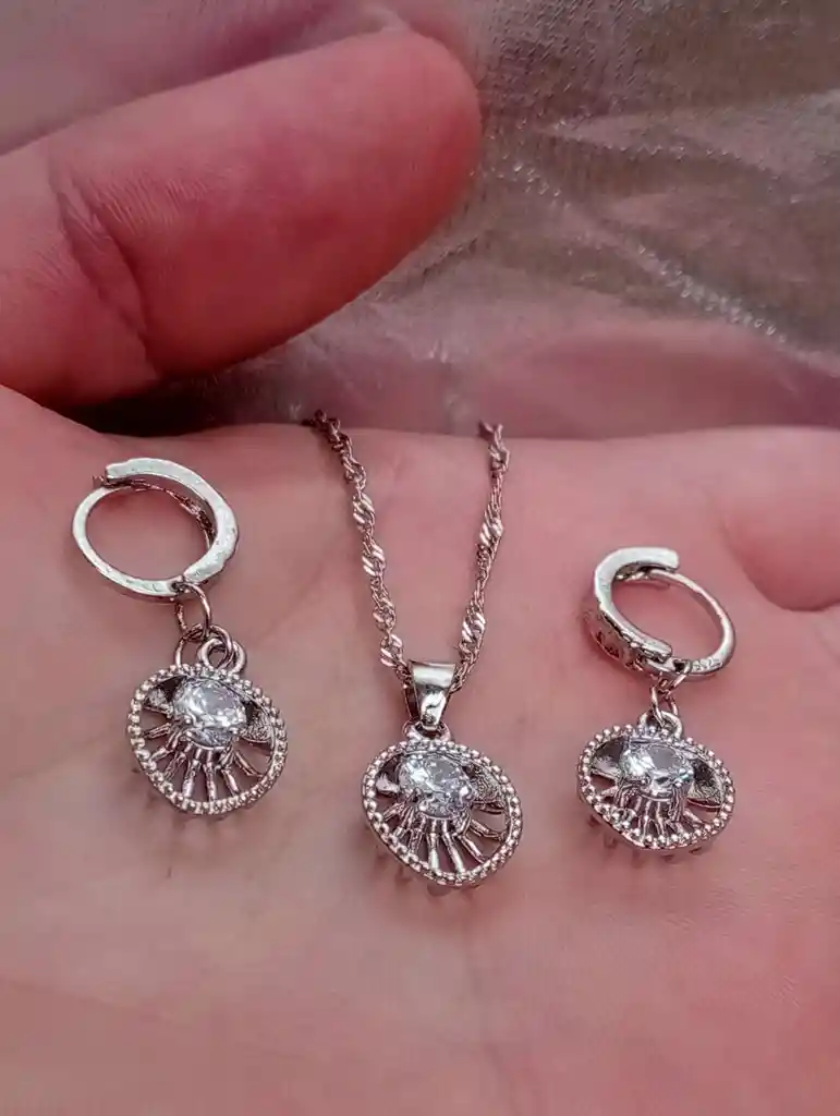 Juego Joyeria De Plata 925, Aretes Con Cadena Y Dije, (jdp249)