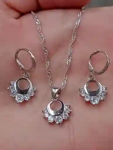 Aretes Cadena Y Dije En Plata 925; Con Bolsa De Regalo; Juego (jdp229)