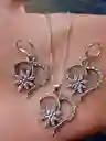 Aretes Cadena Y Dije En Plata 925; Con Bolsa De Regalo; Juego (jdp236)