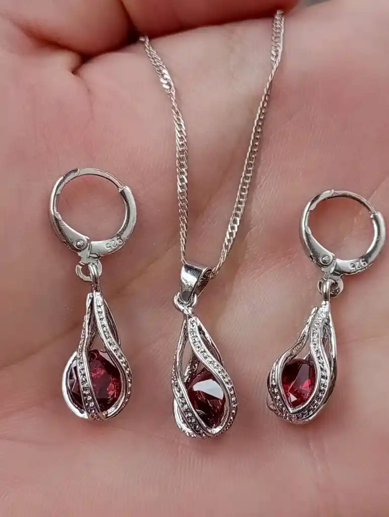 Aretes Cadena Y Dije En Plata 925; Con Bolsa De Regalo; Juego (jdp334)