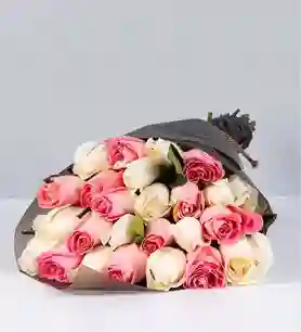 Rosas Rosadas Y Blanca Tonos Delicado