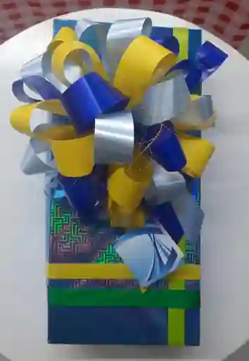 Caja Regalo Matalizada Decorada Mediana