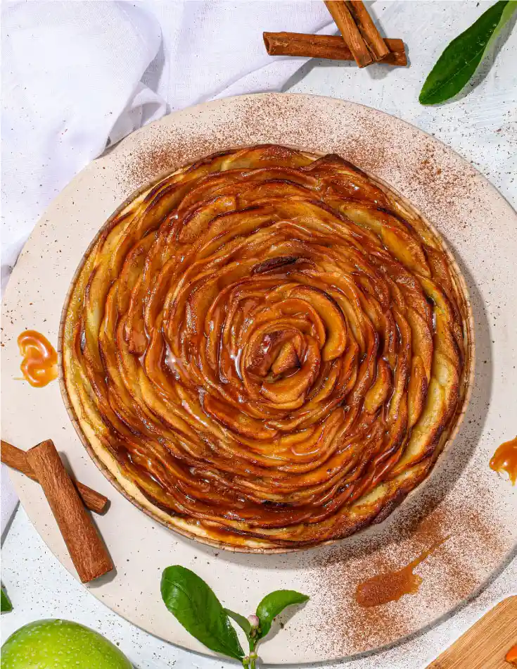 Pie De Manzana Y Crema De Almendras